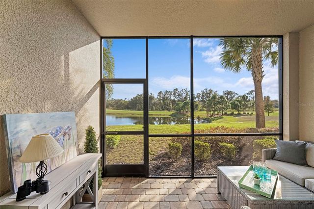 18114 GAWTHROP DRIVE 105, Bradenton, FL 34211