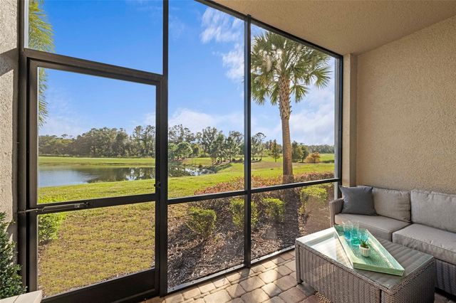 18114 GAWTHROP DRIVE 105, Bradenton, FL 34211