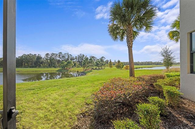 18114 GAWTHROP DRIVE 105, Bradenton, FL 34211