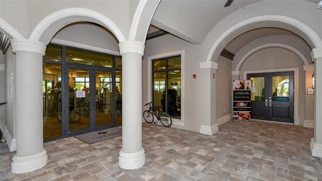 18114 GAWTHROP DRIVE 105, Bradenton, FL 34211