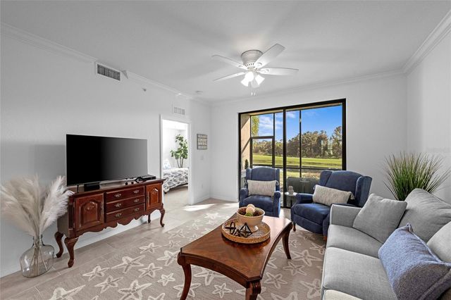 18114 GAWTHROP DRIVE 105, Bradenton, FL 34211