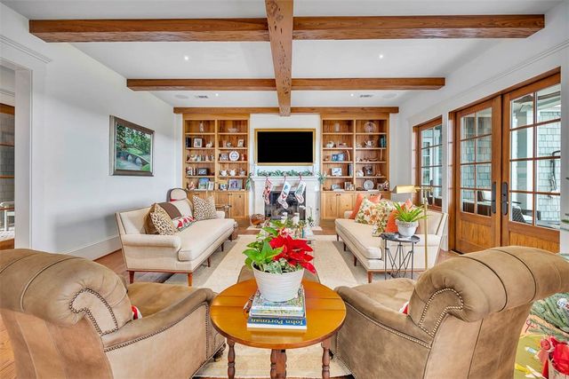 145 Saint Annies Lane, St Simons Island, GA 31522