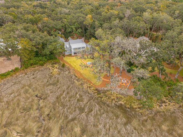 145 Saint Annies Lane, St Simons Island, GA 31522