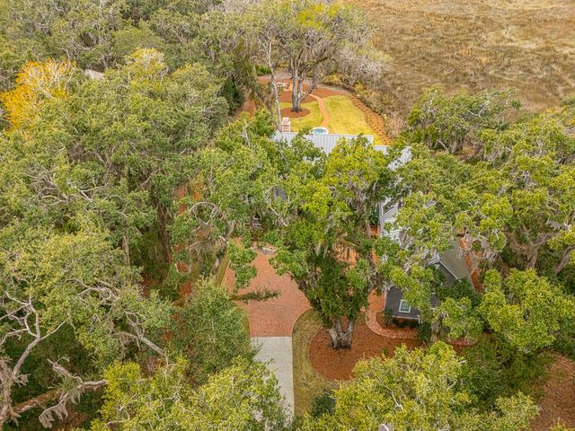 145 Saint Annies Lane, St Simons Island, GA 31522