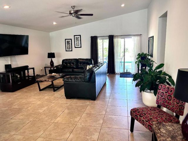 31125 Whispering Palms Trail, Cathedral City, CA 92234