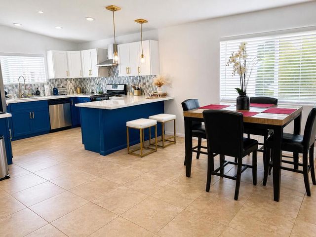 31125 Whispering Palms Trail, Cathedral City, CA 92234