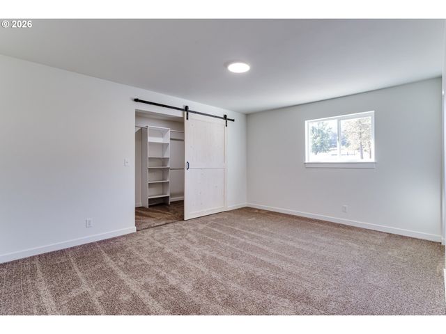 85160 LARSON Rd, Eugene, OR 97405