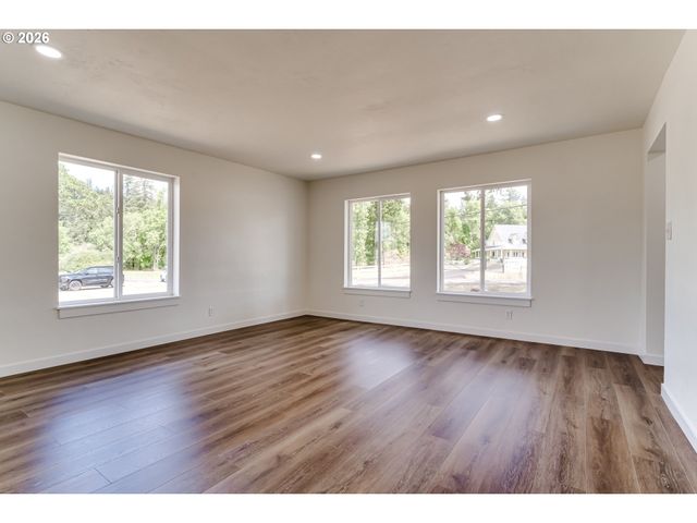 85160 LARSON Rd, Eugene, OR 97405