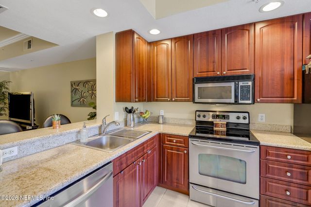 9745 TOUCHTON Road 327, Jacksonville, FL 32246