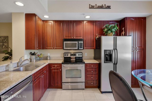 9745 TOUCHTON Road 327, Jacksonville, FL 32246