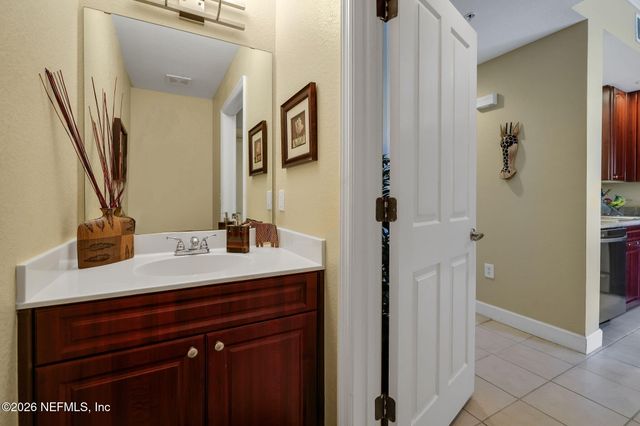 9745 TOUCHTON Road 327, Jacksonville, FL 32246