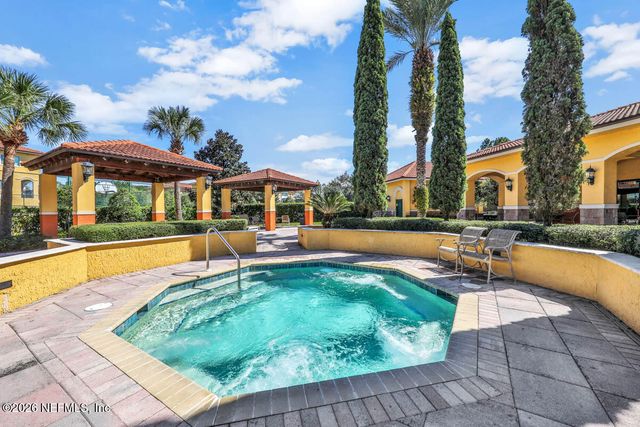 9745 TOUCHTON Road 327, Jacksonville, FL 32246