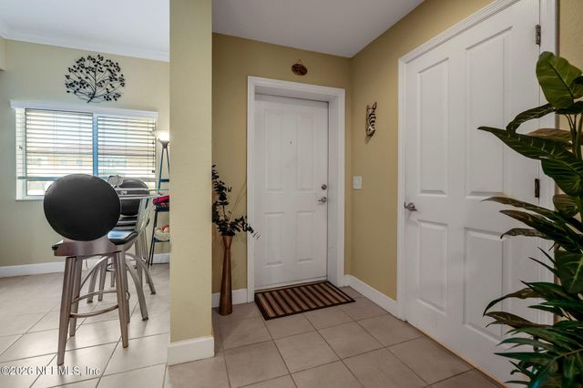 9745 TOUCHTON Road 327, Jacksonville, FL 32246