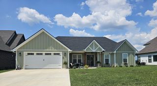246 Lookout Dr, Winchester, TN 37398