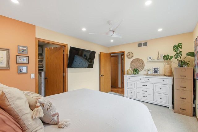 221 Yarrow Hill Drive, Cottage Grove, WI 53527