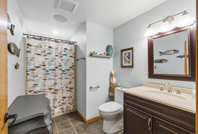 221 Yarrow Hill Drive, Cottage Grove, WI 53527