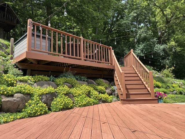 221 Yarrow Hill Drive, Cottage Grove, WI 53527