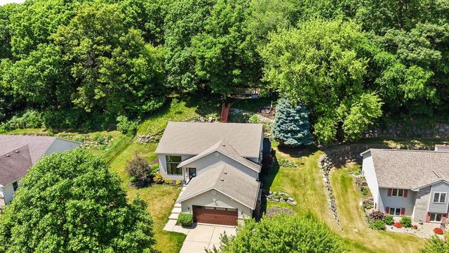 221 Yarrow Hill Drive, Cottage Grove, WI 53527