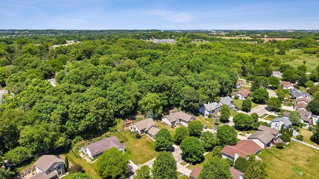 221 Yarrow Hill Drive, Cottage Grove, WI 53527