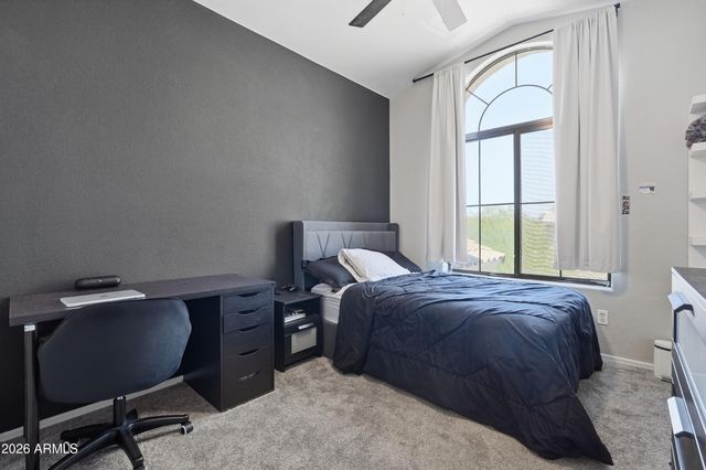1425 S LINDSAY Road 16, Mesa, AZ 85204
