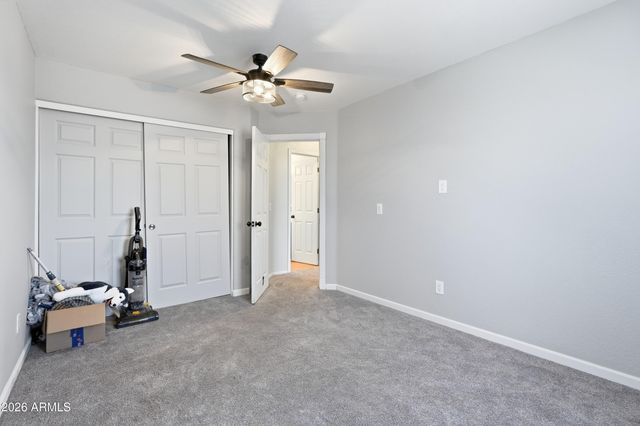 1425 S LINDSAY Road 16, Mesa, AZ 85204