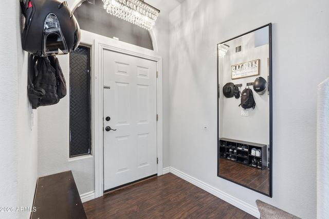1425 S LINDSAY Road 16, Mesa, AZ 85204