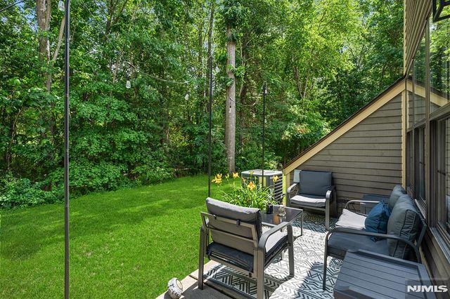 6 New Bedford Road D, West Milford, NJ 07480