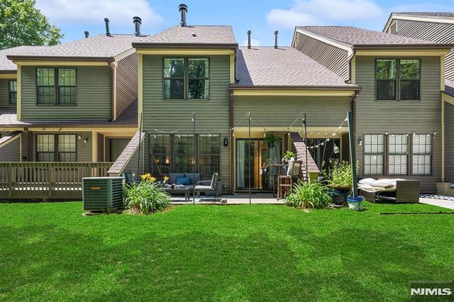 6 New Bedford Road D, West Milford, NJ 07480