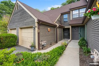 6 New Bedford Road D, West Milford, NJ 07480
