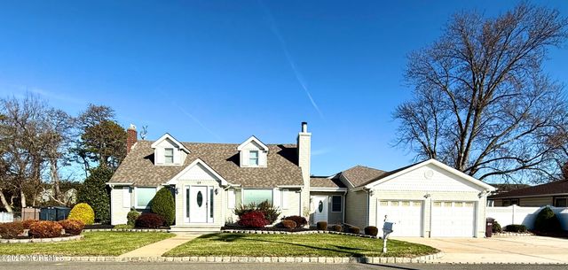 27 3rd Avenue, Toms River, NJ 08757