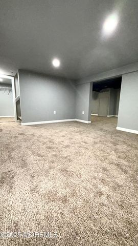 27 3rd Avenue, Toms River, NJ 08757