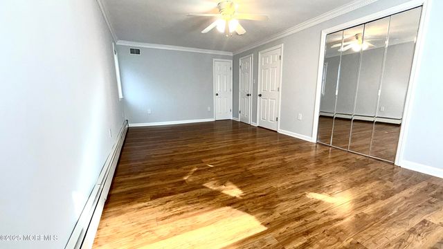 27 3rd Avenue, Toms River, NJ 08757