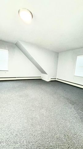 27 3rd Avenue, Toms River, NJ 08757
