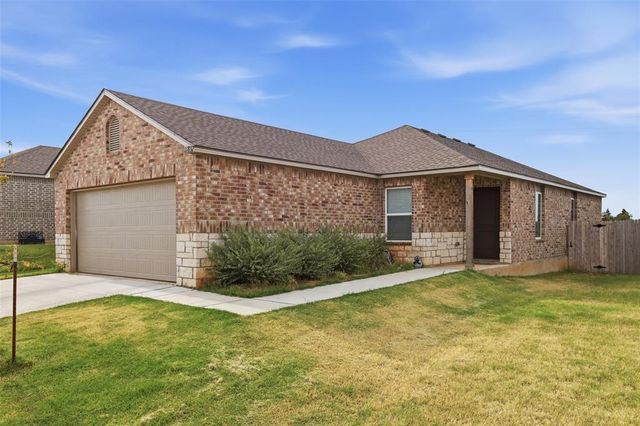 11832 NW 94th Street, Yukon, OK 73099
