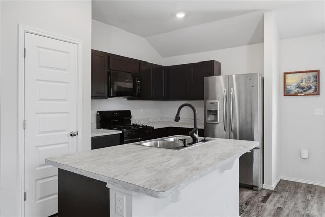 11832 NW 94th Street, Yukon, OK 73099