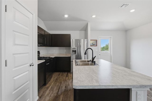 11832 NW 94th Street, Yukon, OK 73099