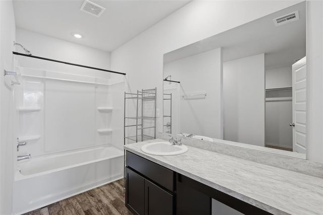11832 NW 94th Street, Yukon, OK 73099