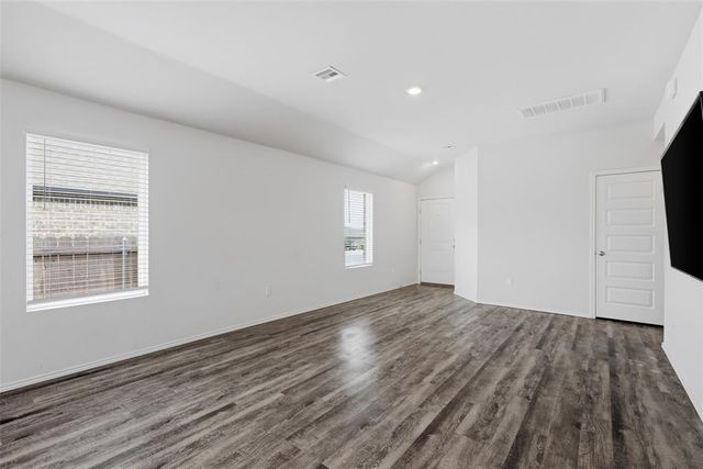 11832 NW 94th Street, Yukon, OK 73099