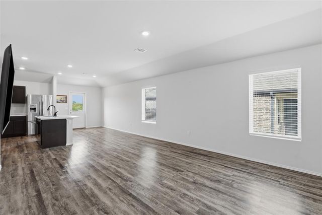 11832 NW 94th Street, Yukon, OK 73099