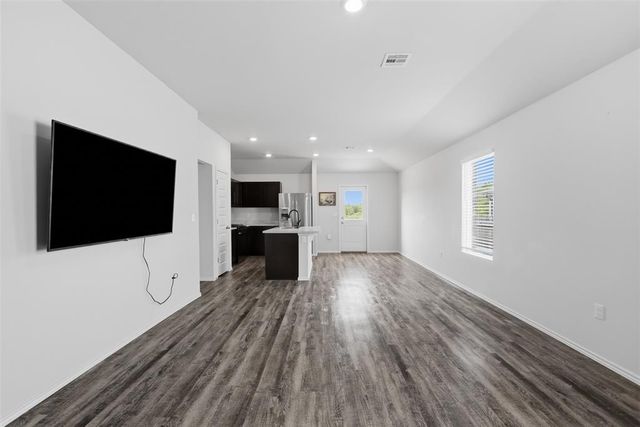 11832 NW 94th Street, Yukon, OK 73099