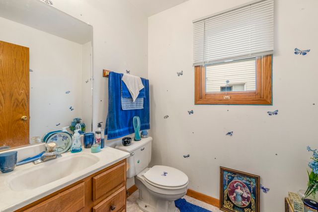 156 Winston Drive, Bolingbrook, IL 60440