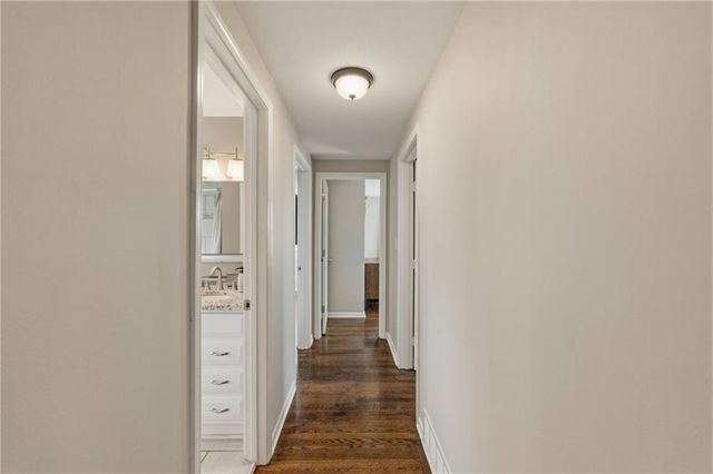 13621 W 90th Place, Lenexa, KS 66206