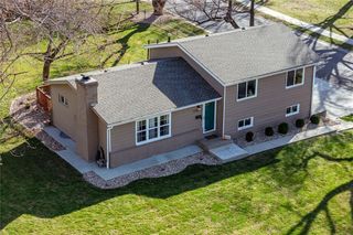 13621 W 90th Place, Lenexa, KS 66206