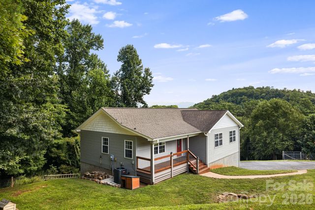 184 Scarlett Ridge Drive, Marshall, NC 28753