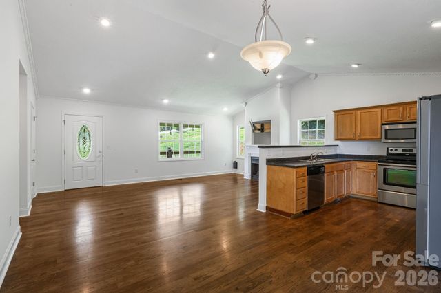 184 Scarlett Ridge Drive, Marshall, NC 28753