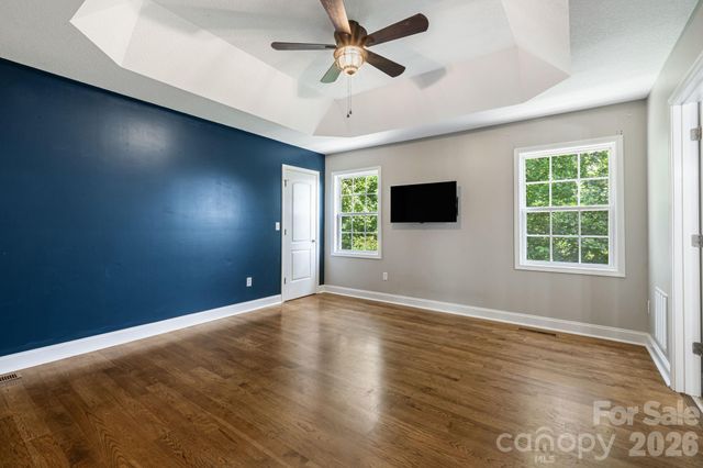 184 Scarlett Ridge Drive, Marshall, NC 28753