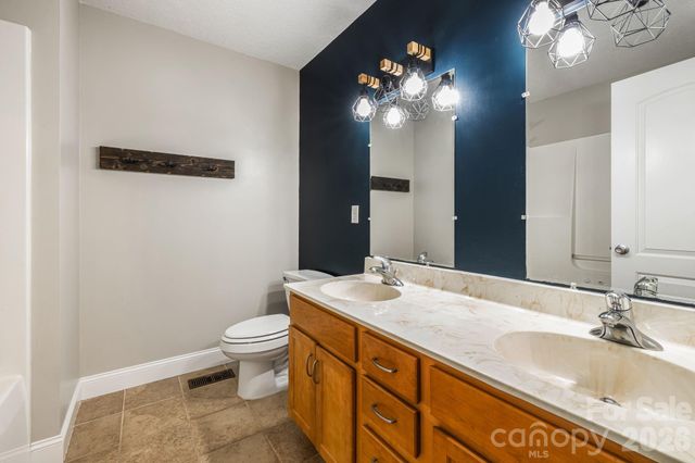184 Scarlett Ridge Drive, Marshall, NC 28753