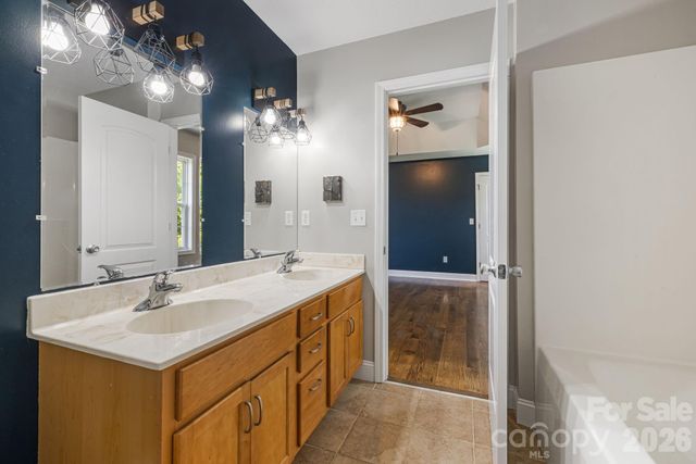 184 Scarlett Ridge Drive, Marshall, NC 28753