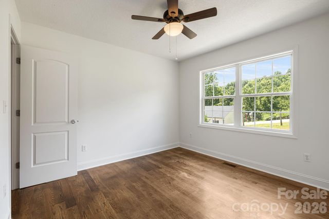 184 Scarlett Ridge Drive, Marshall, NC 28753