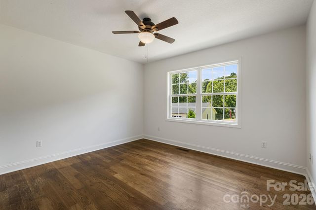 184 Scarlett Ridge Drive, Marshall, NC 28753